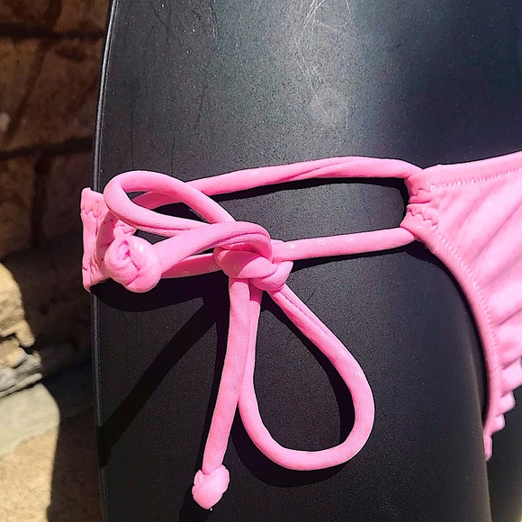 🆕🔥VS SUPER SEXY&SUPER FREAKING CUTE PINK/DAINTYSILVER DOTS BIKINI HALTER STYLE - Picture 9 of 16